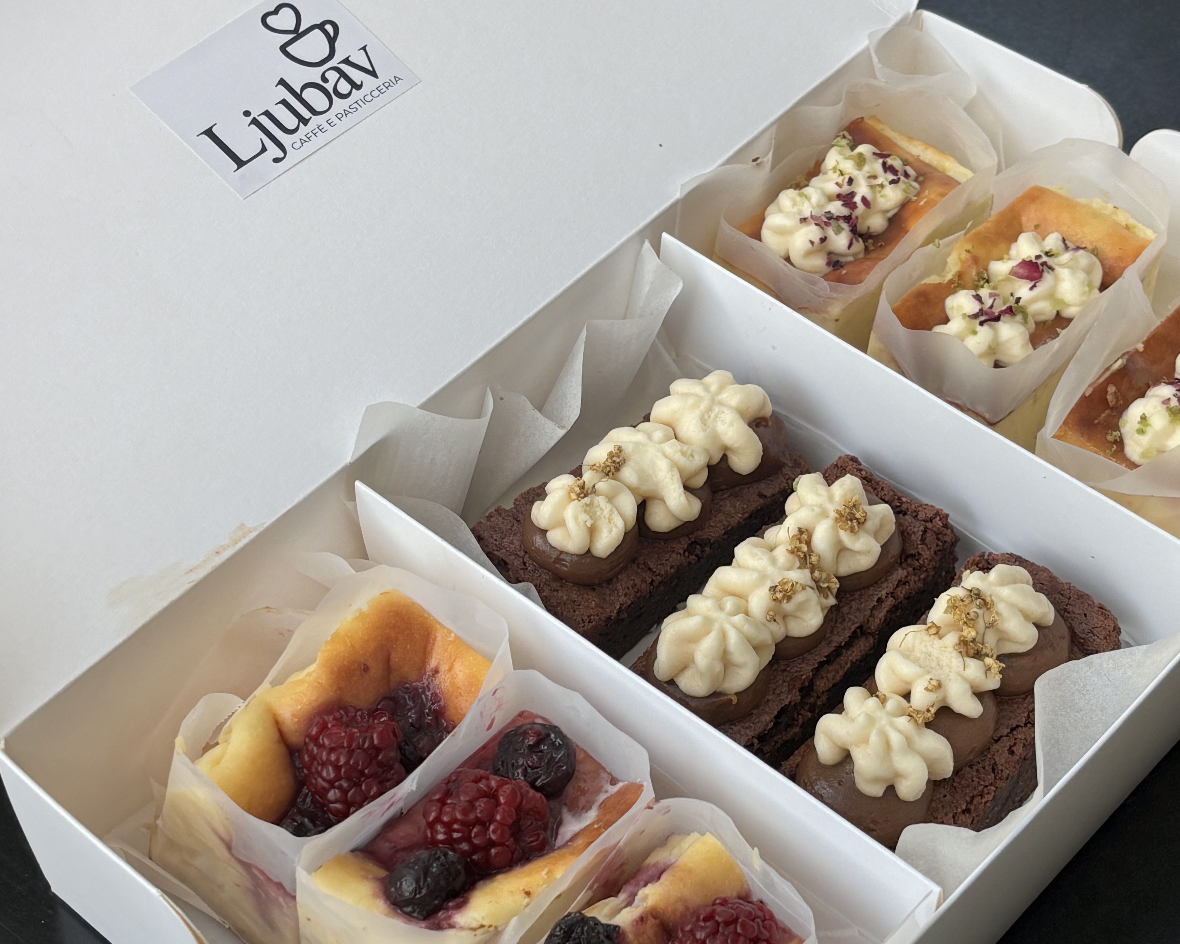 Box Mini Cakes